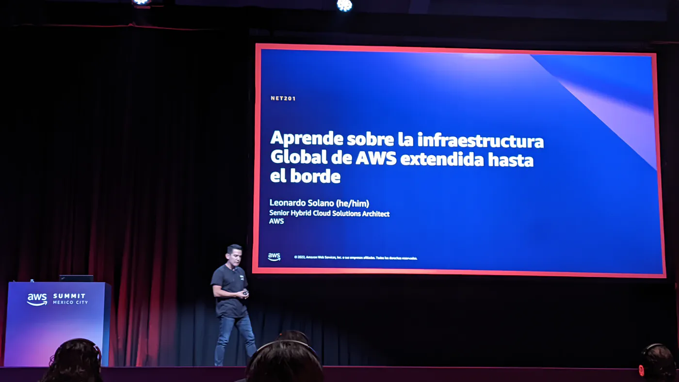 AWS Summit Mexico City - Global Infrastructure