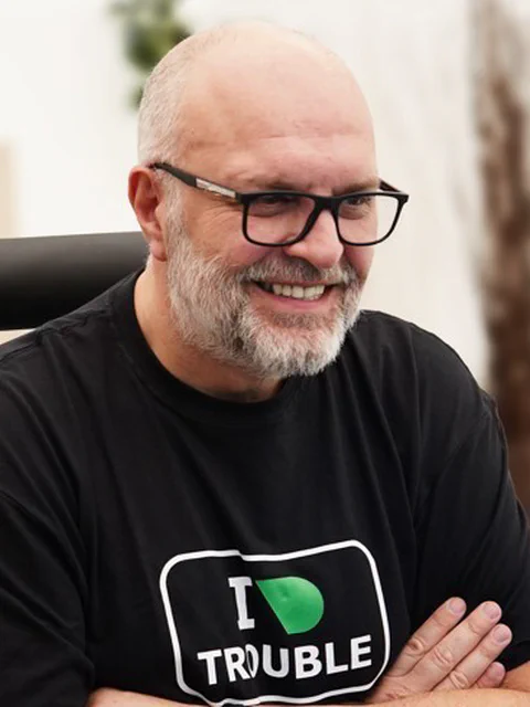 Costa Tsaousis